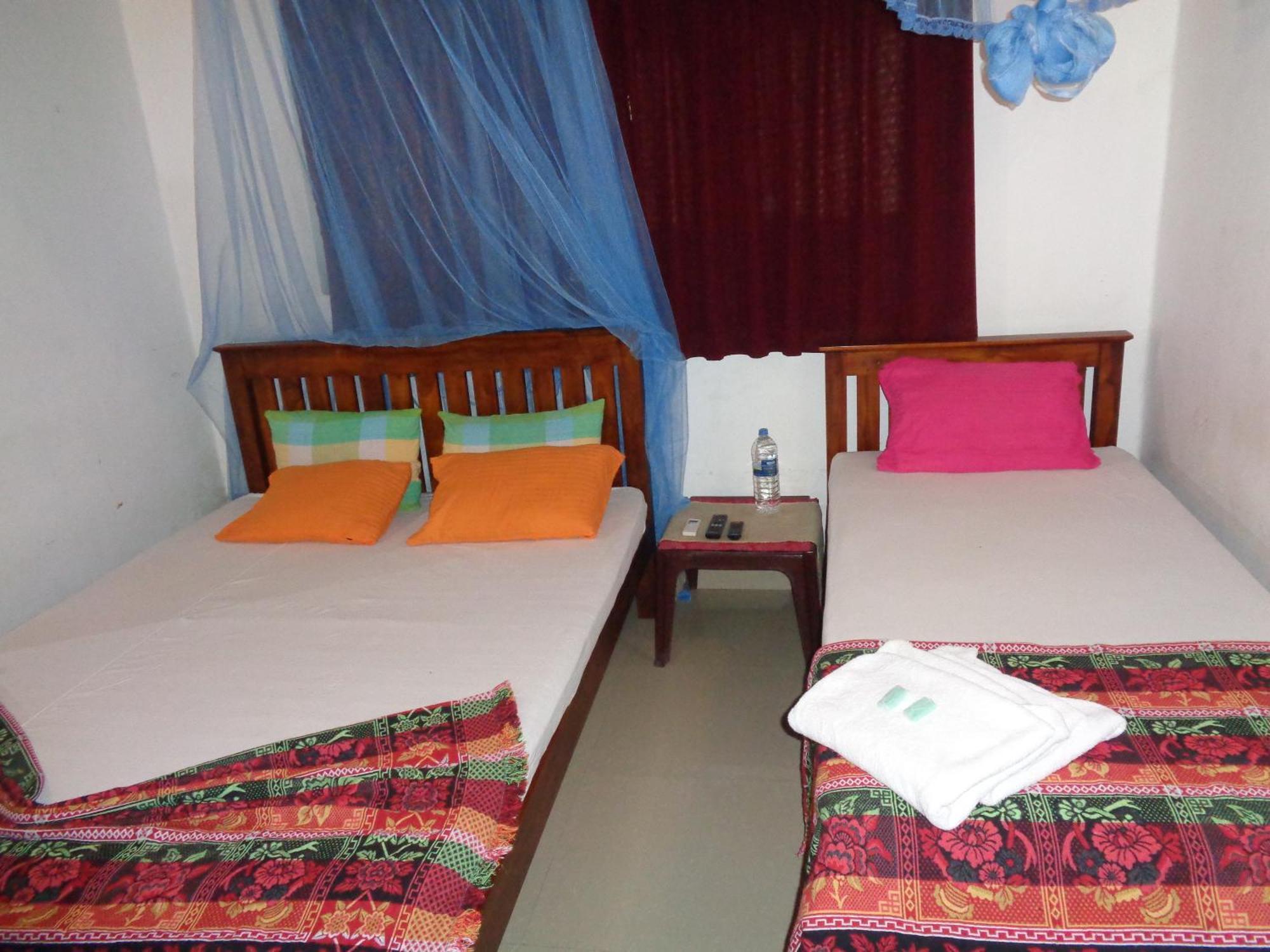 Saranga Holiday Inn Wellawaya Exterior photo